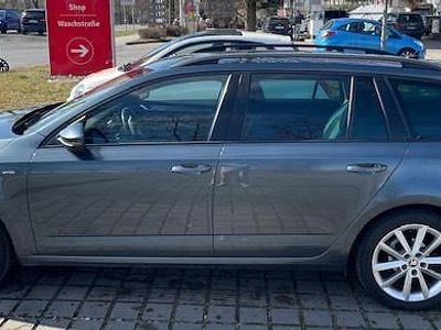 Gebraucht Skoda Octavia 150 PS (110 kW) 2016 Grau Kombi