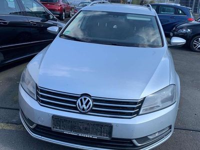 Gebraucht VW Passat Comfortline 140 PS (102 kW) 2012 Reflexsilber metallic Kombi