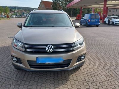 gebraucht VW Tiguan 1.4 TSI 90kW BlueMot Tech Sport & Sty...