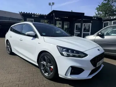 Gebraucht Ford Focus ST-Line X 155 PS (114 kW) 2020 Weiß Kombi