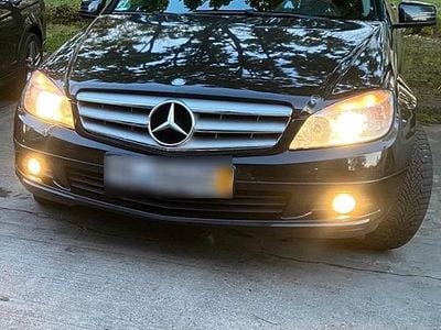 Usata Mercedes C200 136 CV (100 kW) 2009 Nero Station wagon
