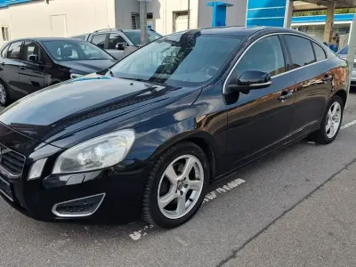 Gebraucht Volvo S60 Summum 205 PS (150 kW) 2011 Schwarz Limousine