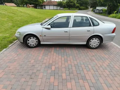Gebraucht Opel Vectra 116 PS (85 kW) 2000 Grau Limousine