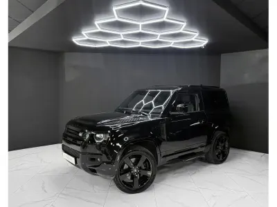 Gebraucht Land Rover Defender 426 PS (313 kW) 2024 Schwarz SUV