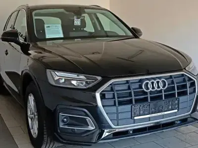 Gebraucht Audi Q5 Basis 163 PS (119 kW) 2023 Schwarz SUV