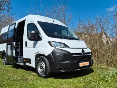 Neu Opel Movano 179 PS (131 kW) 2026 Weiß Van