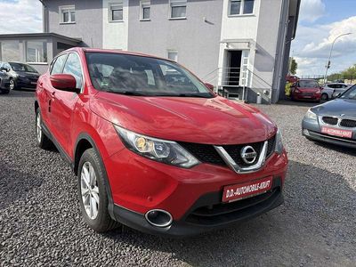 Gebraucht Nissan Qashqai Acenta 116 PS (85 kW) 2016 Red (s) SUV