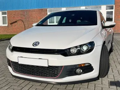 Gebraucht VW Scirocco 200 PS (147 kW) 2010 Weiß Coupé