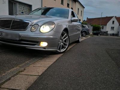 Mercedes E320