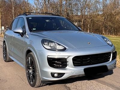 Gebraucht Porsche Cayenne S Platinum Edition 385 PS (283 kW) 2017 Silber SUV