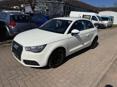 Gebraucht Audi A1 86 PS (63 kW) 2012 Weiß Kleinwagen