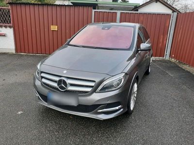 gebraucht Mercedes B250e 