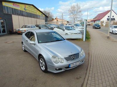 Gebraucht Mercedes C180 143 PS (105 kW) 2007 Silber Kleinwagen