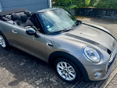 Gebraucht Mini Cooper 136 PS (100 kW) 2018 Silber Kleinwagen
