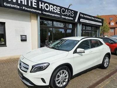 Gebraucht Mercedes GLA180 125 PS (91 kW) 2017 Weiß SUV