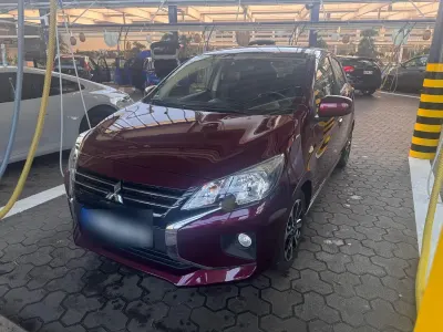 Begagnad Mitsubishi Space Star Select+ 71 HK (52 kW) 2022 Röd Halvkombi
