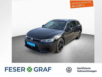 Grenadillschwarz metallic Gebraucht 2024 VW Passat R-line Kombi | 34.390 € (Superpreis)