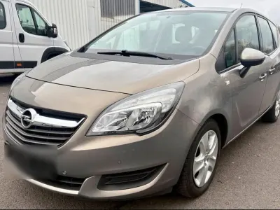 Gebraucht Opel Meriva 120 PS (88 kW) 2015 Braun Van / Kleinbus