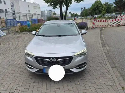 Gebraucht Opel Insignia 136 PS (100 kW) 2017 Silber Limousine