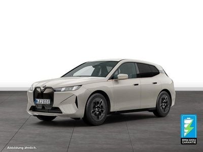 Second-hand BMW iX 300 kW (408 CP) 2025 Gri SUV