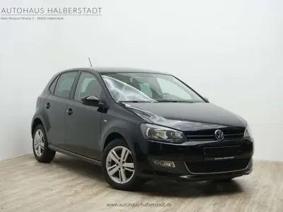 Gebraucht VW Polo Life 90 PS (66 kW) 2014 Schwarz Limousine