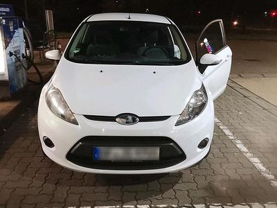 Gebraucht Ford Fiesta 60 PS (44 kW) 2006 Weiß Kleinwagen