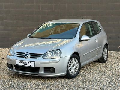 Usata VW Golf IV Sportline 102 CV (75 kW) 2006 Argento Berlina