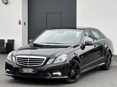Gebraucht Mercedes E250 AMG line 204 PS (150 kW) 2011 Obsidianschwarz Limousine