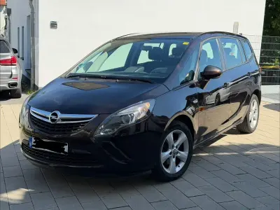 Gebraucht Opel Zafira Family 120 PS (88 kW) 2015 Violet Van / Kleinbus