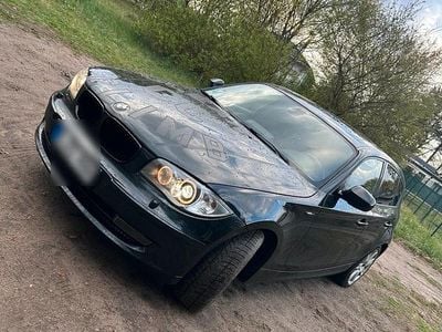 Gebraucht BMW 123 203 PS (149 kW) 2011 Schwarz Kleinwagen