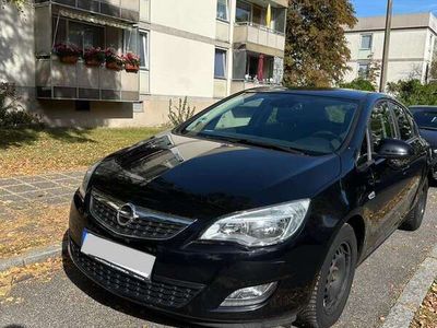 gebraucht Opel Astra 1.6 Design Edition