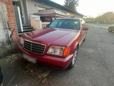 Gebraucht Mercedes S350 150 PS (110 kW) 1993 Rot Limousine