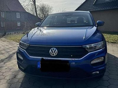 Gebraucht VW T-Roc Basis 116 PS (85 kW) 2019 Blau SUV