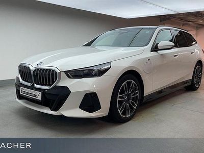 Gebraucht BMW 550e M Sport 489 PS (359 kW) 2025 Weiß Limousine