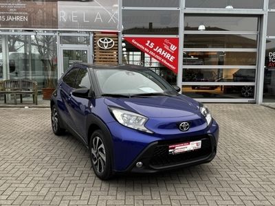 Neu Toyota Aygo X 72 PS (52 kW) 2025 Blau SUV