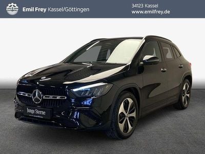 Kosmosschwarz metallic Gebraucht 2024 Mercedes GLA180 Progressive SUV | 36.610 € (Fairer Preis)