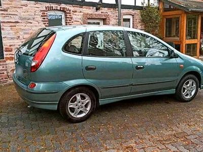Usata Nissan Almera 115 CV (84 kW) 2001 Verde Berlina