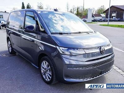 Usado VW T7 Style 150 HP (110 kW) 2025 Cinzento Van