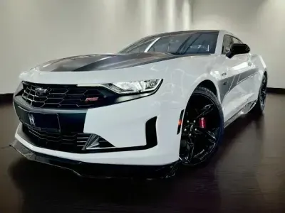 Używany Chevrolet Camaro LT 660 KM (485 kW) 2023 Biały Coupe