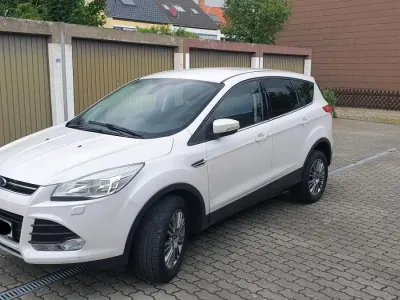 Gebraucht Ford Kuga Titanium 150 PS (110 kW) 2014 Weiß SUV