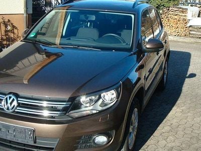 Braun Gebraucht 2012 VW Tiguan Trendline SUV | 6.900 € (Guter Preis)