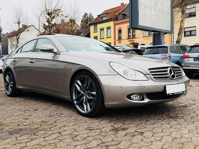 Silber Gebraucht 2005 Mercedes CLS350 Coupé | 13.900 €