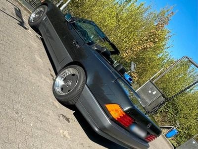 Second-hand Mercedes SL500 326 CP (239 kW) 1990 Negru Cabrio