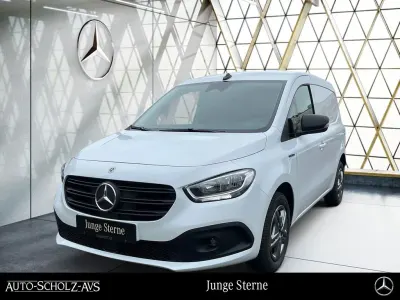 Gebraucht Mercedes eCitan 89 kW (122 PS) 2025 Arktikweiß Van / Kleinbus