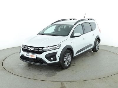 Gebraucht Dacia Jogger Expression 110 PS (80 kW) 2023 Weiß Van / Kleinbus