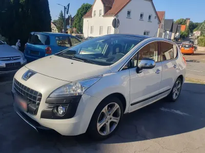 Gebraucht Peugeot 3008 163 PS (119 kW) 2012 Weiß Kombi
