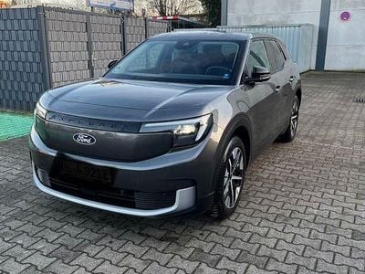 Grau Gebraucht 2024 Ford Explorer Extended Range SUV | 34.499 € (Guter Preis)