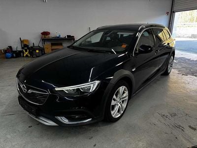 Gebraucht Opel Insignia 170 PS (125 kW) 2018 Tiefsee blau Kombi
