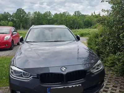 Gebraucht BMW 318 Advantage 136 PS (100 kW) 2019 Grau Kombi