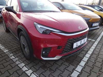 Neu Lexus LBX 136 PS (100 kW) 2026 Rot SUV